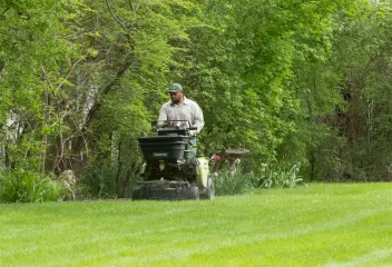 technician on spreader